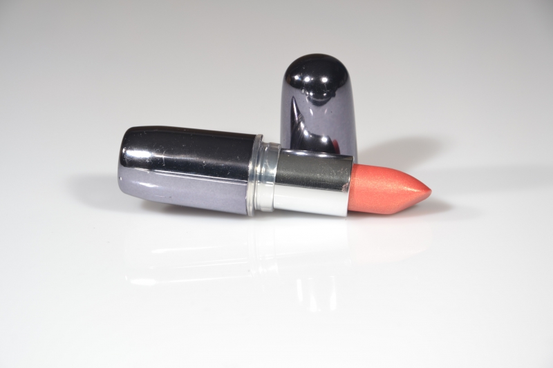 esthetique-LE VAL-min_lipstick-273109